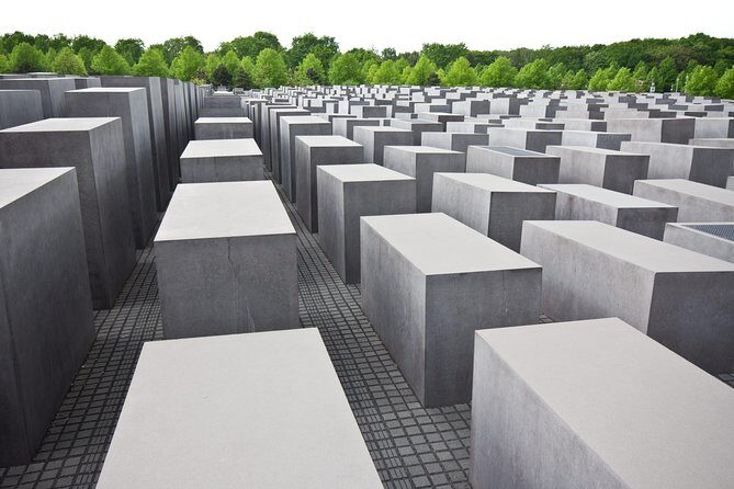 Berlin’s Jewish Heritage: Private Tour of the Vibrant Jewish District - Key highlights to look for