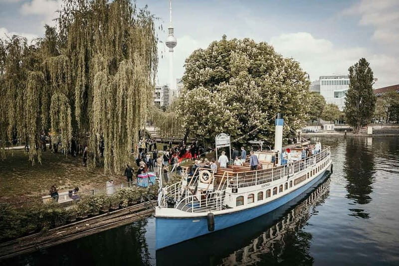 Berlin's Wild East: Nightlife & Counterculture Boat Tour - C-Base, Hoppetosse, and Molecule Man: the techy-art side of Berlin