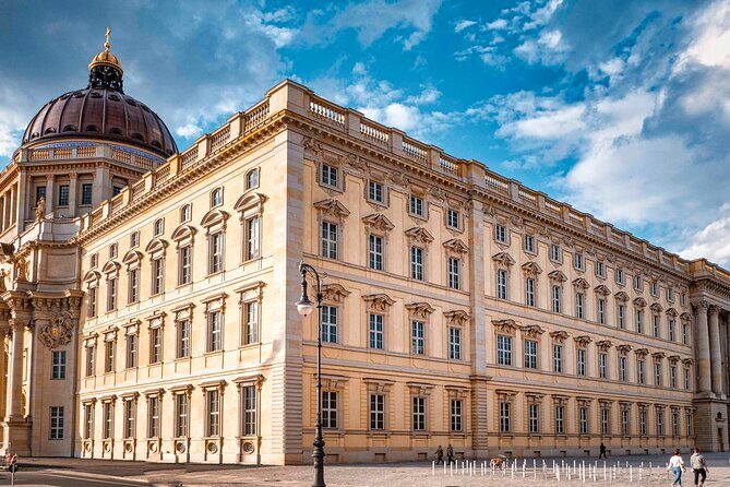 Best of Berlin HopOn HopOff Tour - Getting on board: mobile ticket, headsets, and WiFi