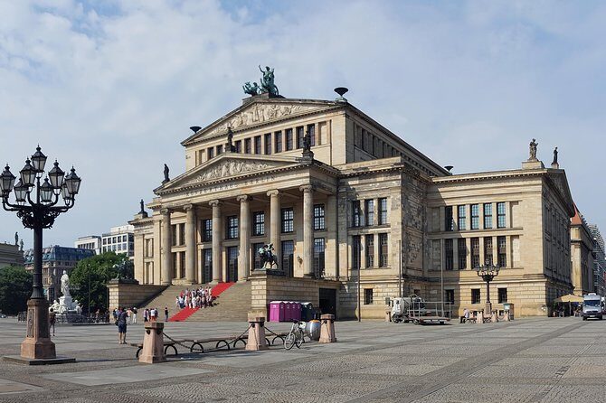 Best of Berlin with a licensed Guide - Checkpoint Charlie: The Cold War Scene You Can Almost Hear