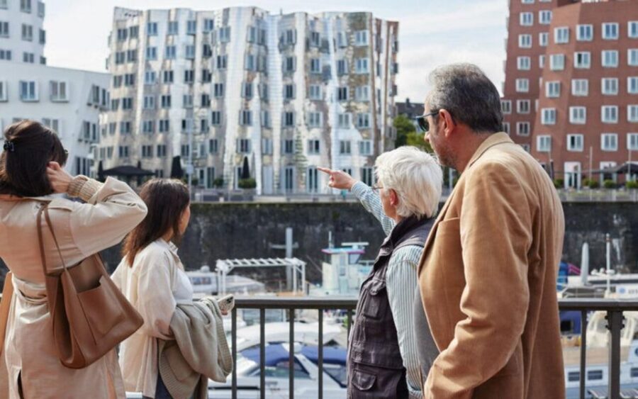 Best of Düsseldorf – The Highlight-Tour - Rhine Tower: Seeing the Landmark and Understanding Why It Matters