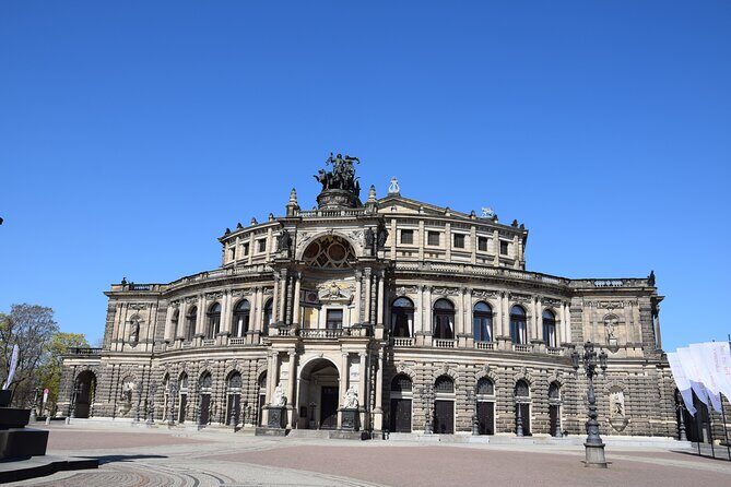 Bicycle tour of Dresden - Elbufer and the river-meadow reset you’ll actually remember
