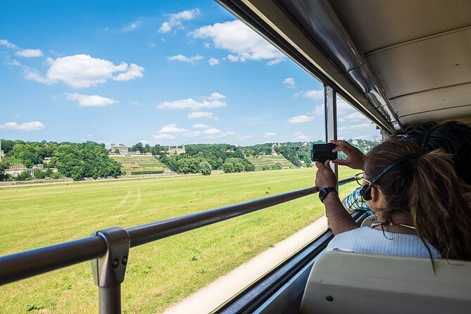 Big city tour hop on hop off 22 stops - Timing reality: 2 hours on paper, longer waits at stops