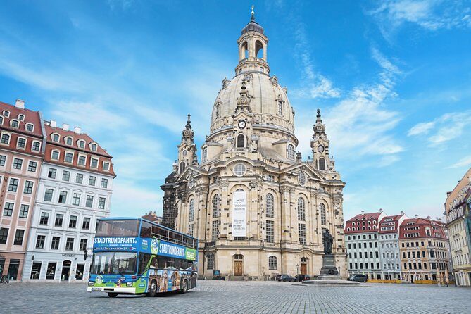 Big city tour hop on hop off 22 stops - The Zwinger Palace area: a strong starting zone with walkable but tricky ground
