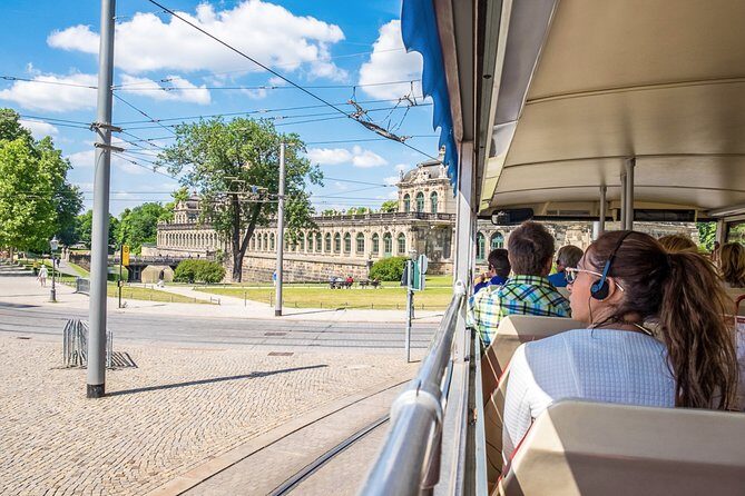 Big city tour hop on hop off 22 stops - Where you actually start: the Postplatz/Zwinger area vs voucher confusion