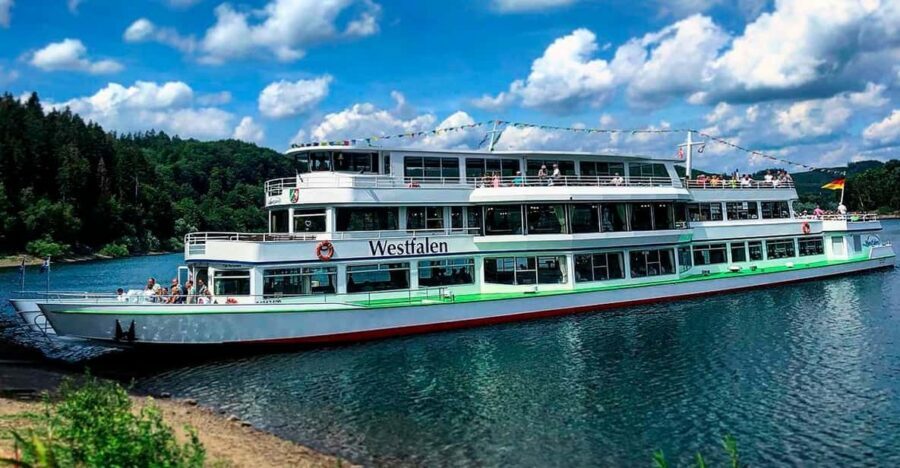 Biggesee: XXL Boat Ride with All-Inclusive Brunch Buffet - Included drinks: wine, beer, coffee, and the rest