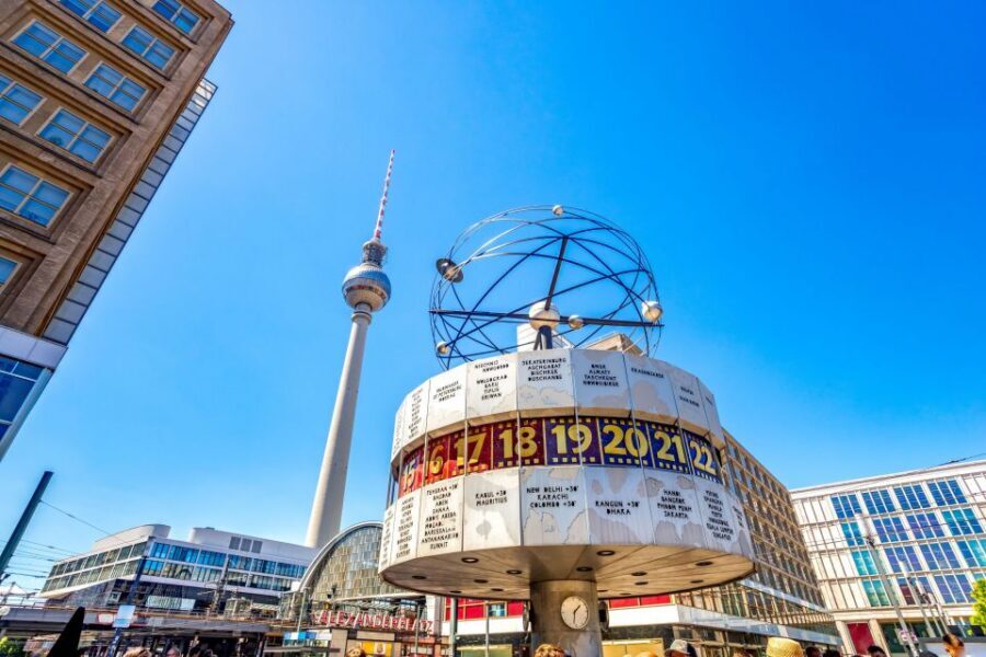 Bike Tour of Berlin Top Attractions with Private Guide - Should you book this Berlin bike tour?