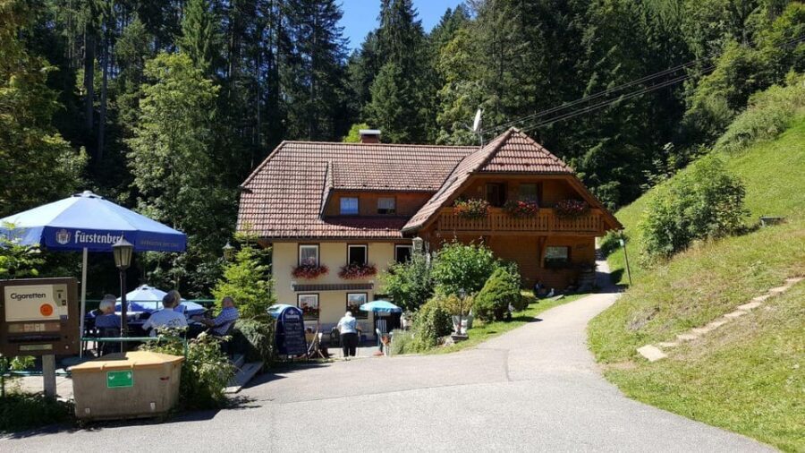 Black Forest: Ravenna Gorge Hike, Self-Guided - Picture your way to the largest cuckoo clock moment