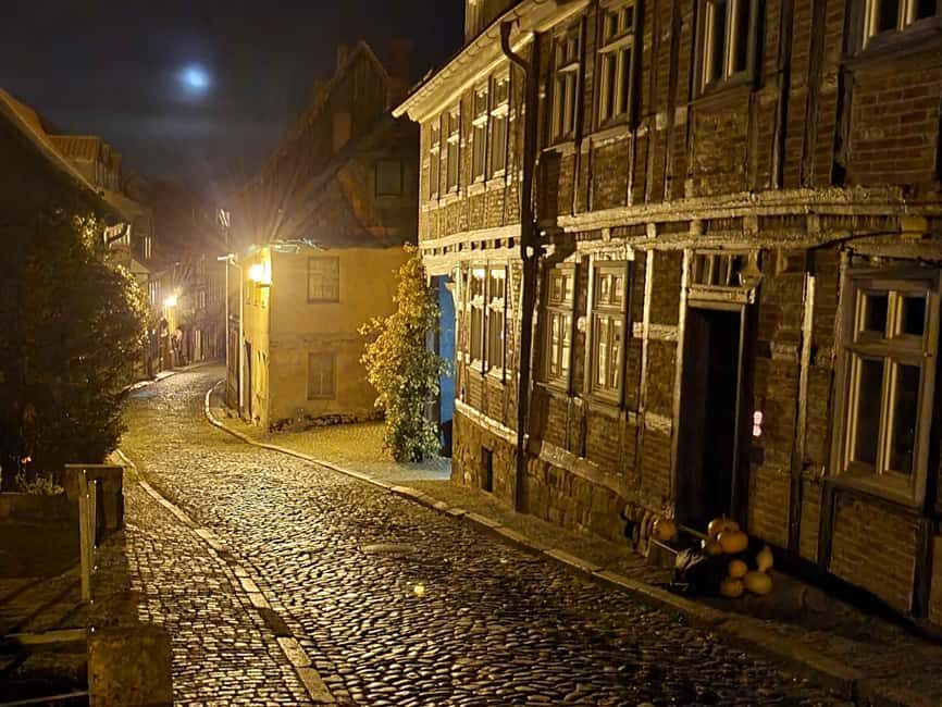 Blankenburg (Harz) Night watchman tour through the historic old town - Meeting your night watchman at Blankenburg’s town hall