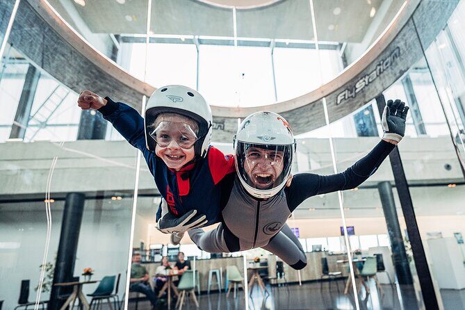 Bodyflying & Indoor Skydiving at FlyStation Munich - Your First Flight Starts With the Right Gear Setup