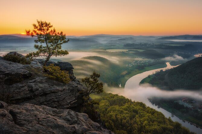 Bohemian and Saxon Switzerland All inclusive trip - Hiking Tour - Pravčická brana and Sokolí hnizdo: the border-zone power walk