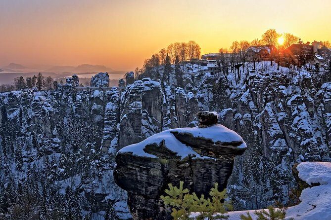 Bohemian and Saxon Switzerland Day Trip All inclusive-Winter Tour - Mezná lunch: Czech comfort after time on stone steps