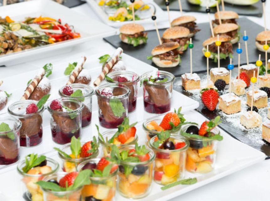 Bonn: Sunday Brunch Buffet with Cologne live music - The Buffet: Typical Kölsch-Style Food, Served Sunday
