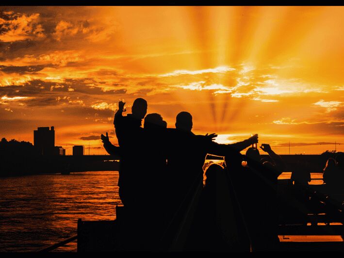 Bonn: Sunset Boat Tour on the Rhine - Your evening’s timeline: from 19:00 departure to 21:45 return