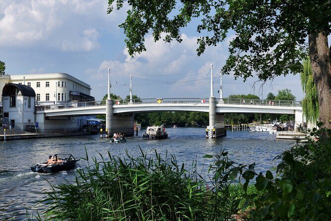Brandenburg Scavenger Hunt and Sights Self-Guided Tour - Walking the route: how Dominsel, Altstädtisches Rathaus, and Villa Lehmann fit in