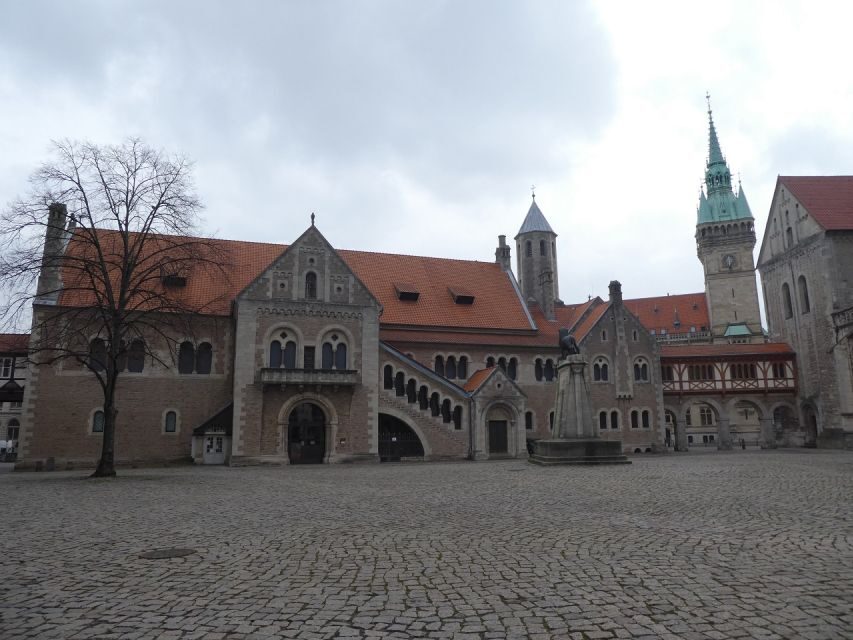 Braunschweig: Private City Walking Tour with Certified Guide - Cathedral Area and Chamber of Crafts: Old Craft Culture Made Visible