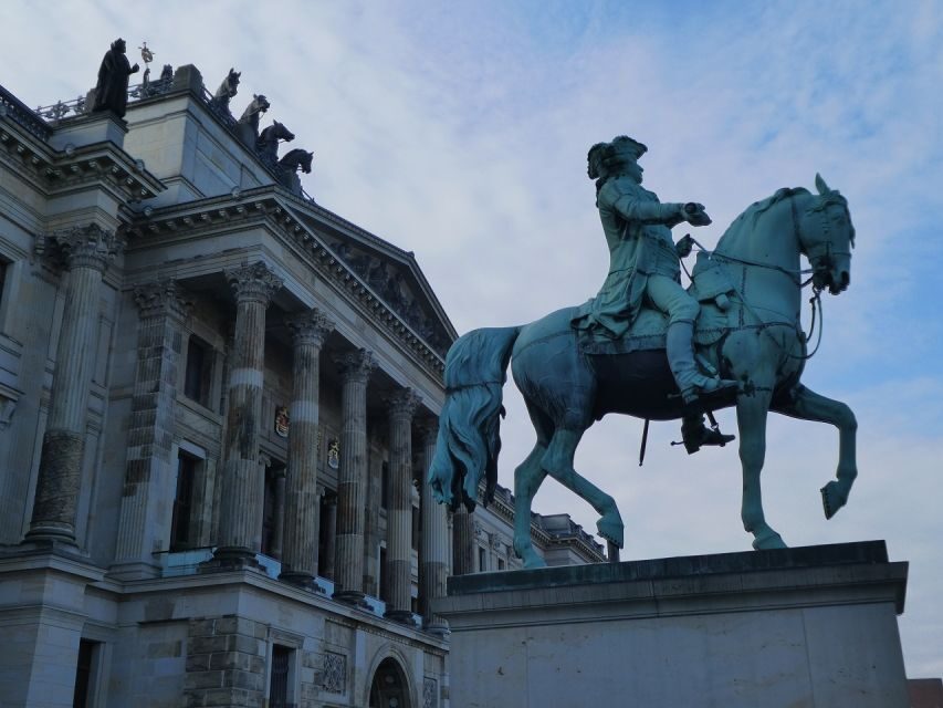 Braunschweig: Private City Walking Tour with Certified Guide - Kohlmarkt and the Hanseatic Core: Where Trade Routes Shape the City