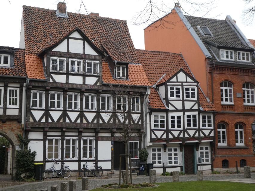 Braunschweig: Private City Walking Tour with Certified Guide - What 90 Minutes Really Means on the Ground