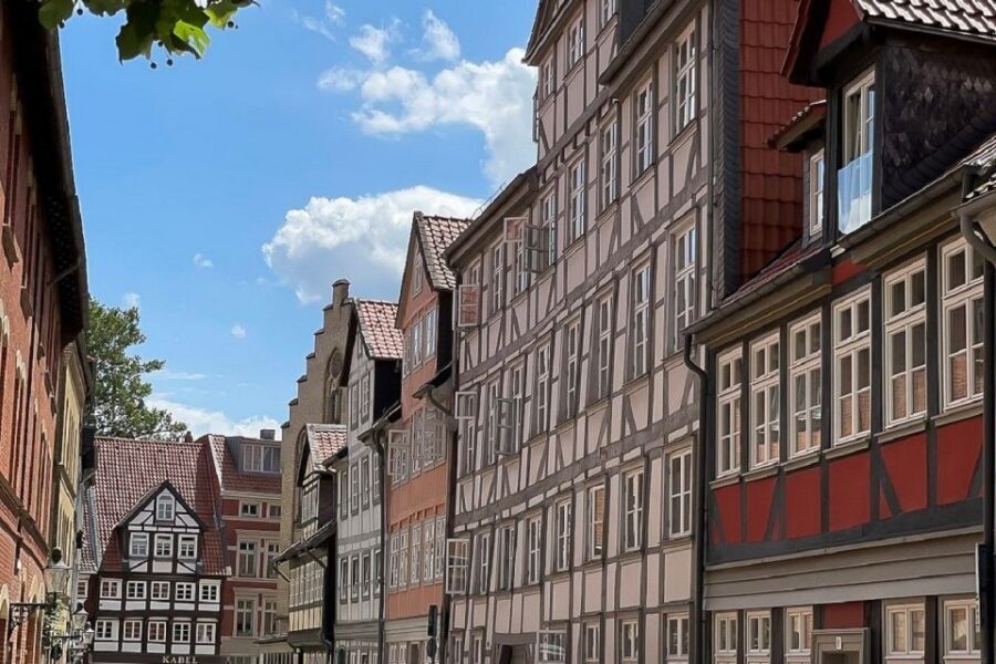Braunschweig: Private Tour to Ghosts, Witches & Vampires - Turning 1.5 kilometers into a supernatural route