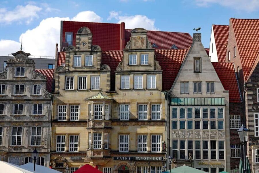 Bremen: Culinary Old Town Tour - with unique locations - The tastings: what’s included, and why the variety matters