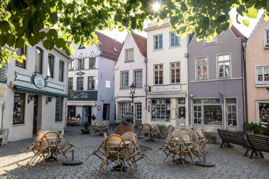 Bremen: Outdoor Escape Game in the Old Town - Who should book this outdoor escape game in Bremen?