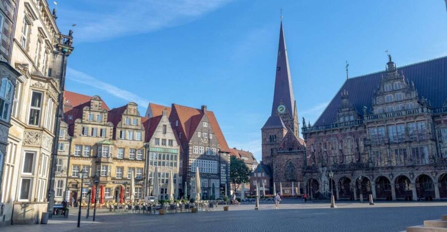 Bremen: Private Walking Tour with a Professional Guide - A 90-Minute Bremen Walk That Hits the UNESCO Big Names