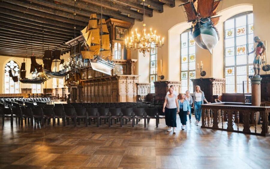 Bremen: Public Tour of the Town Hall in English - Quick takeaways