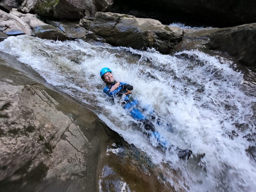 Canyoning Beginner close to Munich - Entering the gorge from Lenggries: the MONTEVIA start
