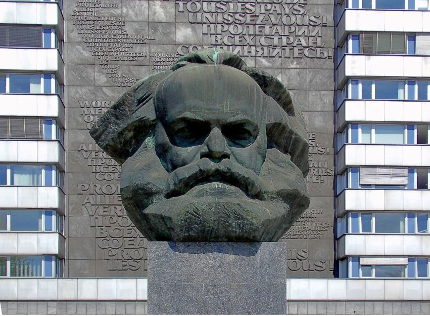 Chemnitz: Private Guided Walking Tour - Chemnitz in 90 Minutes: How Industry Shaped the City
