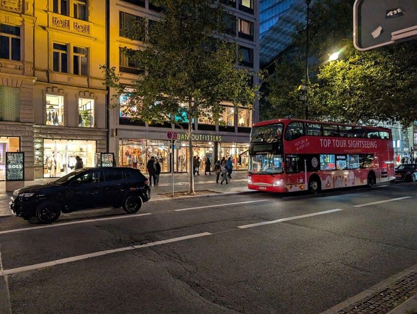 Christmas market lights tour bus through Berlin, free mulled wine (2.5 hours) - Practical tips so the night stays fun, not fussy