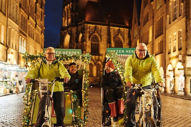 Christmas mulled wine tour in Münster - Historisches Rathaus Münster: town hall market and Friedenssaal stories