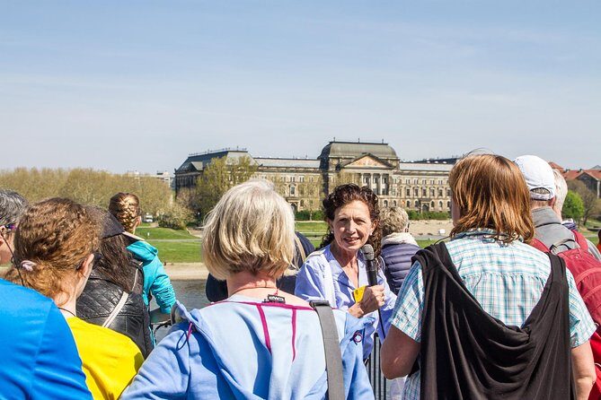 City tour and castle tour with green vaults, parade rooms and much more - Neumarkt and the Frauenkirche: rebuilt Dresden, explained clearly