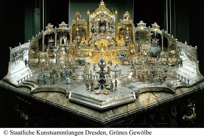 City Tour and Guided Tour in the New Green Vault - Program C - The Festive - The Procession of Princes: Meissen porcelain turns into a story