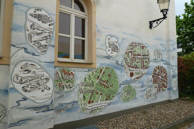 City tour Dresden Neustadt - Wilhelminian style and creative industries - Meeting at Artesischer Brunnen: your starting landmark