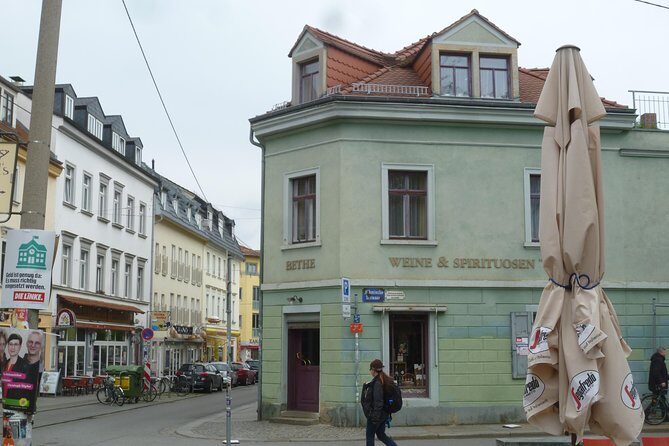 City tour Dresden Neustadt - Wilhelminian style and creative industries - Pricing reality: is $168.22 worth it?