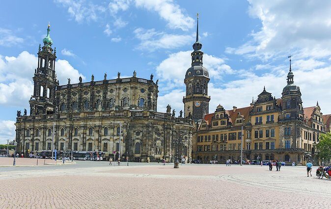 Classical Dresden Walking Tour with licensed Guide - Stop 3: Semper Opera House (Semperoper) and Dresden’s Performing-Arts Muscle