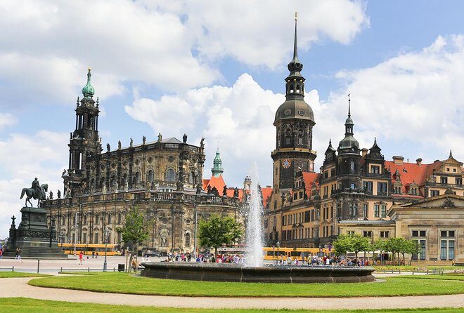 Classical Dresden Walking Tour with licensed Guide - Stop 4: Dresden Castle (Residenzschloss) Without the Overwhelm