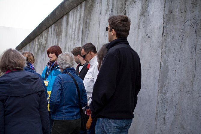 Cold War, Berlin Wall, Spies and the East Side Gallery - East Side Gallery: graffiti art as a post-Wall turning point