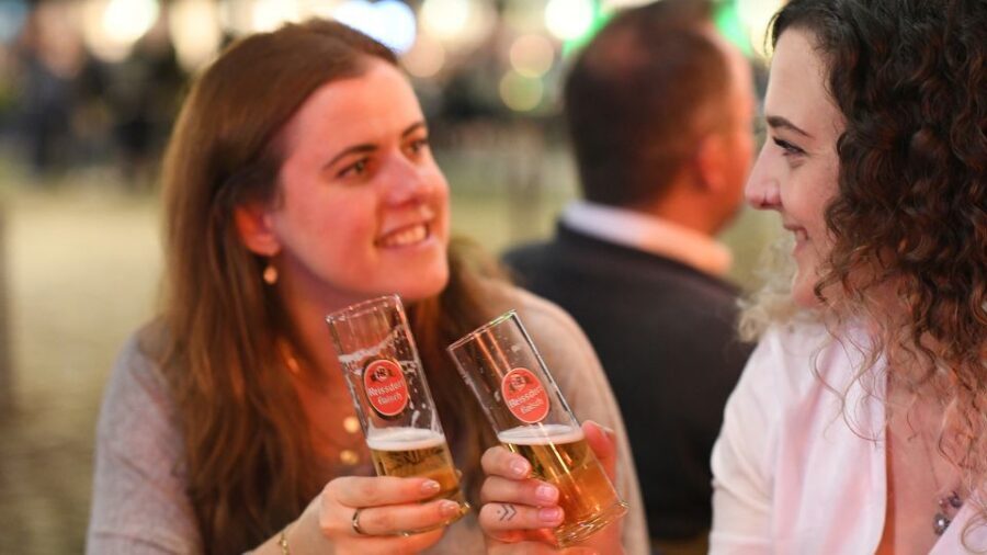 Cologne: brewhouse tour with kölsch tasting - Who this Kölsch tour is best for