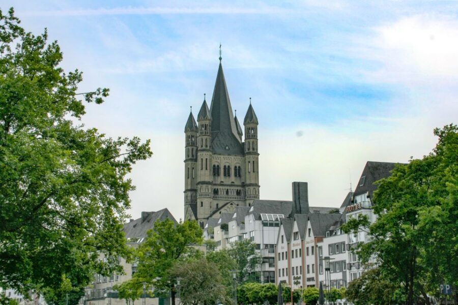 Cologne: City Highlights with Local Guide - Price and Value: Why $16 Makes Sense Here