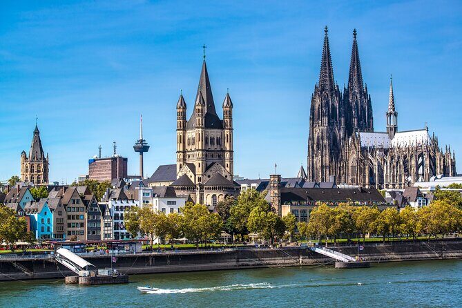 Cologne: City Walk with Audio Guide in 7 Languages on your Phone - The appeal: a DIY Cologne walk that still feels guided