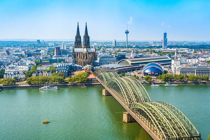 Cologne: City Walk with Audio Guide in 7 Languages on your Phone - Alter Markt and the Kölner Rathaus area: where old Cologne meets daily life