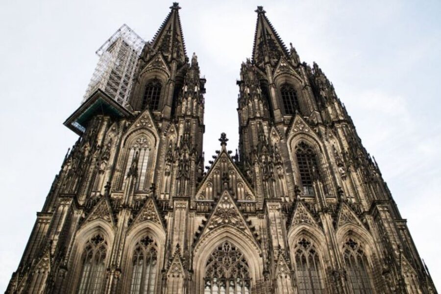 Cologne: Custom Private Walking Tour with a Local Guide - Why this kind of private walk works in Cologne