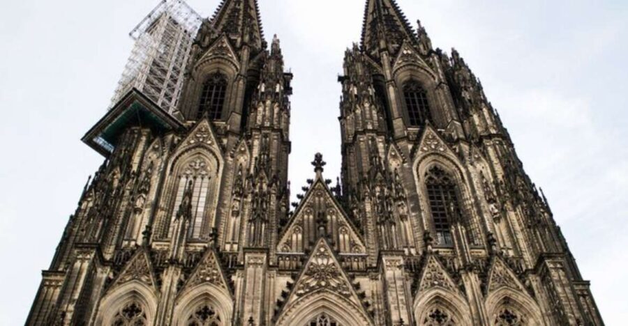 Cologne: Custom Private Walking Tour with a Local Guide - Getting started: pickup, route control, and how long you can take