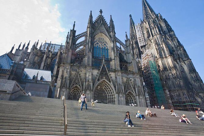Cologne Day Trip from Frankfurt - The Old Town Squares, City Hall Loggia, and How to Spend Free Time