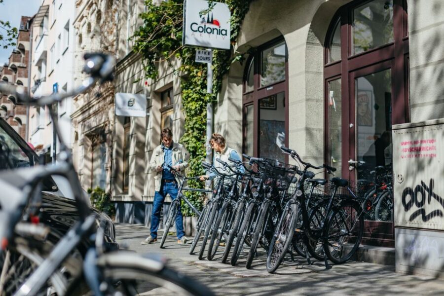 Cologne: Ehrenfeld Street Art Bike Tour - Ehrenfeld: studios, street-level art, and your café reset