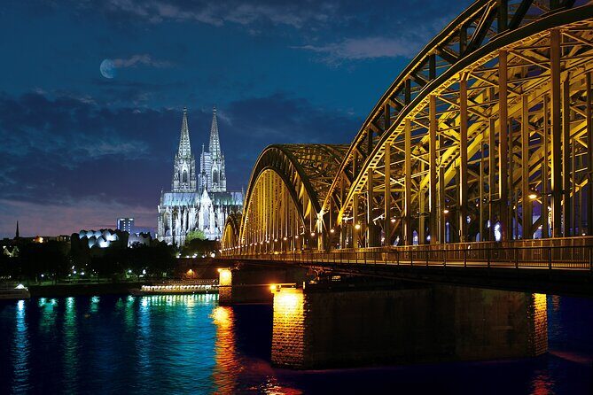 Cologne Highlights Walking Tour with your Private Tour Guide 3 h - Farina House and the Duftmuseum: the original Eau de Cologne story