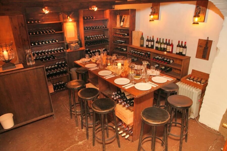 Cologne-Nippes: Gourmet wine tasting with cheese platter - Who should book this wine and cheese experience