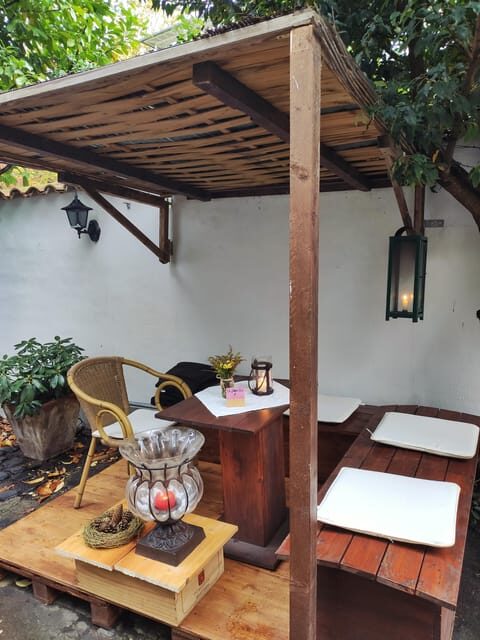 Cologne-Nippes: Summer wine party in the frenchstyle garden - Garden Charm, Fountain Flair, and Candlelit Coziness