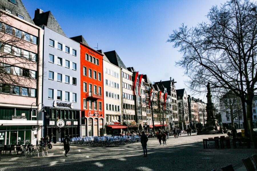 Cologne: Old Town Walking Tour with 1 Brewery Visit & 1 Beer - Starting at Friedrich Wilhelm III: Where You Get Oriented Fast